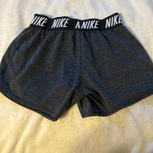 Girls Nike pro shorts
